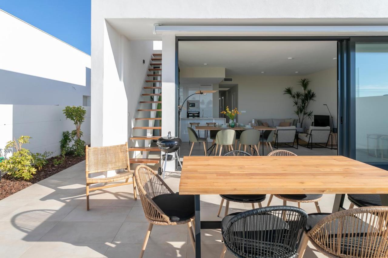 Casa De Cristal - Beautiful With Private Pool, 350m From Beach, Astonishing Views Mar de Cristal